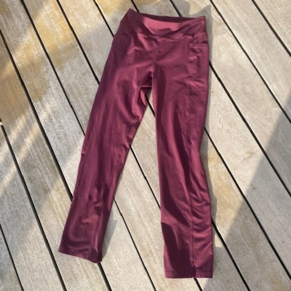Women's Sketcher's Medium Wine Colored GO WALK Joy Pant with Pockets - Like New!